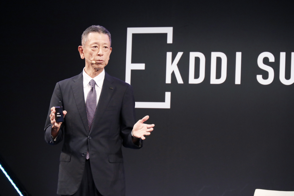 KDDI 代表取締役執行役員副社長 ビジネス事業本部長 桑原 康明