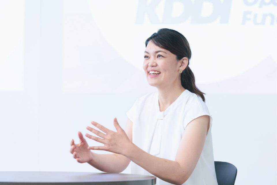 KDDI オープンイノベーション推進本部 BI推進部 一色 望